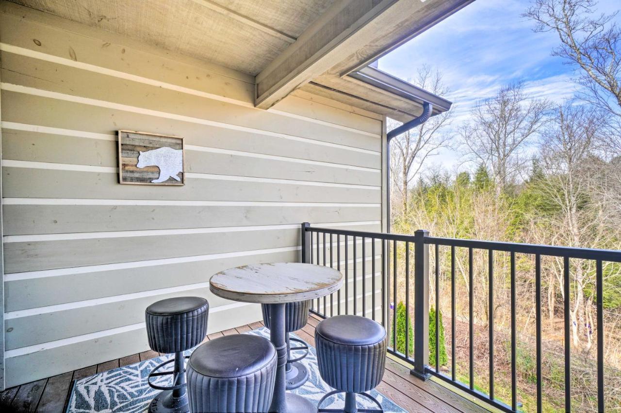 Chic Townsend Condo With Saltwater Pool! Eksteriør billede