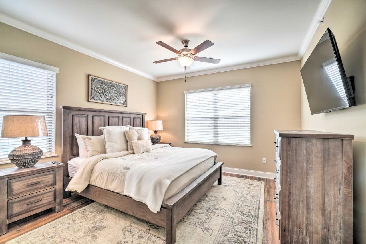 Chic Townsend Condo With Saltwater Pool! Eksteriør billede