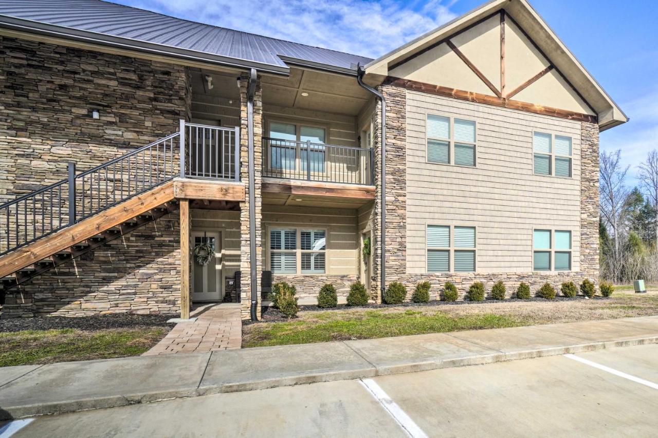 Chic Townsend Condo With Saltwater Pool! Eksteriør billede