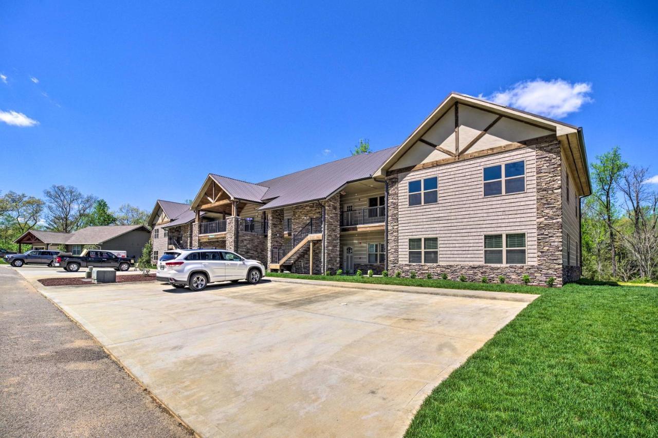 Chic Townsend Condo With Saltwater Pool! Eksteriør billede